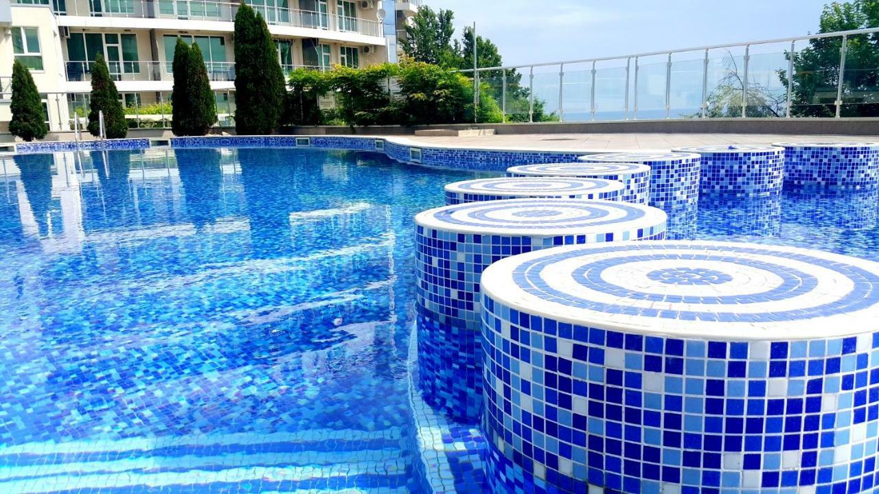 Silver Beach Delux Apartments Бяла Экстерьер фото