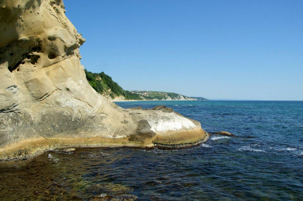 Silver Beach Delux Apartments Бяла Экстерьер фото