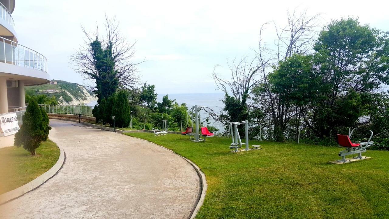 Silver Beach Delux Apartments Бяла Экстерьер фото